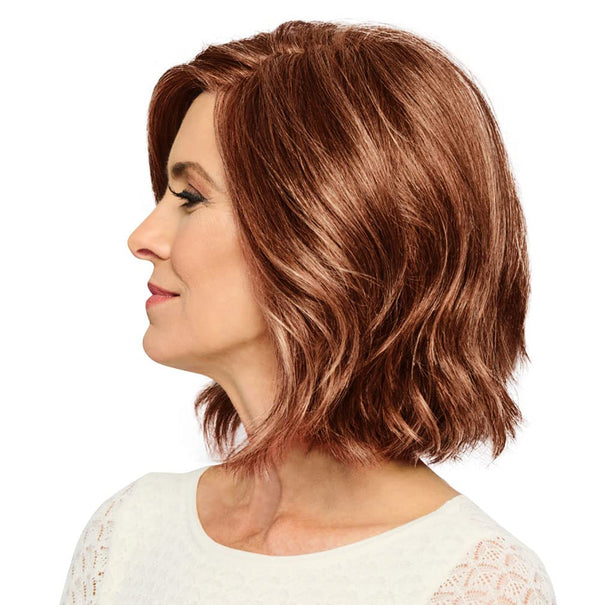 Gabor mod om deg mellomlengde lagdelte Bob Wig av Hairuwear, 2023 Spring Luxury Collection, Average Cap, GL16-27 Buttered Biscuit