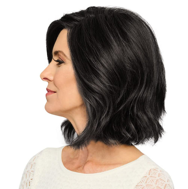 Gabor mod om deg mellomlengde lagdelte Bob Wig av Hairuwear, 2023 Spring Luxury Collection, Average Cap, GL16-27 Buttered Biscuit