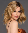 Gabor Dress Me Up Shoulder-Length Pageboy Layered and Wavy Wigy av Hairuwear, Gjennomsnittlig hette, GF4-6 Svart kaffe