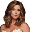 Gabor Love Wave Layered Shoulder-Length Wig With Soft Barrel Curled Waves by Hairuwear, Gjennomsnittlig hette, GL15-26SS smurt toast